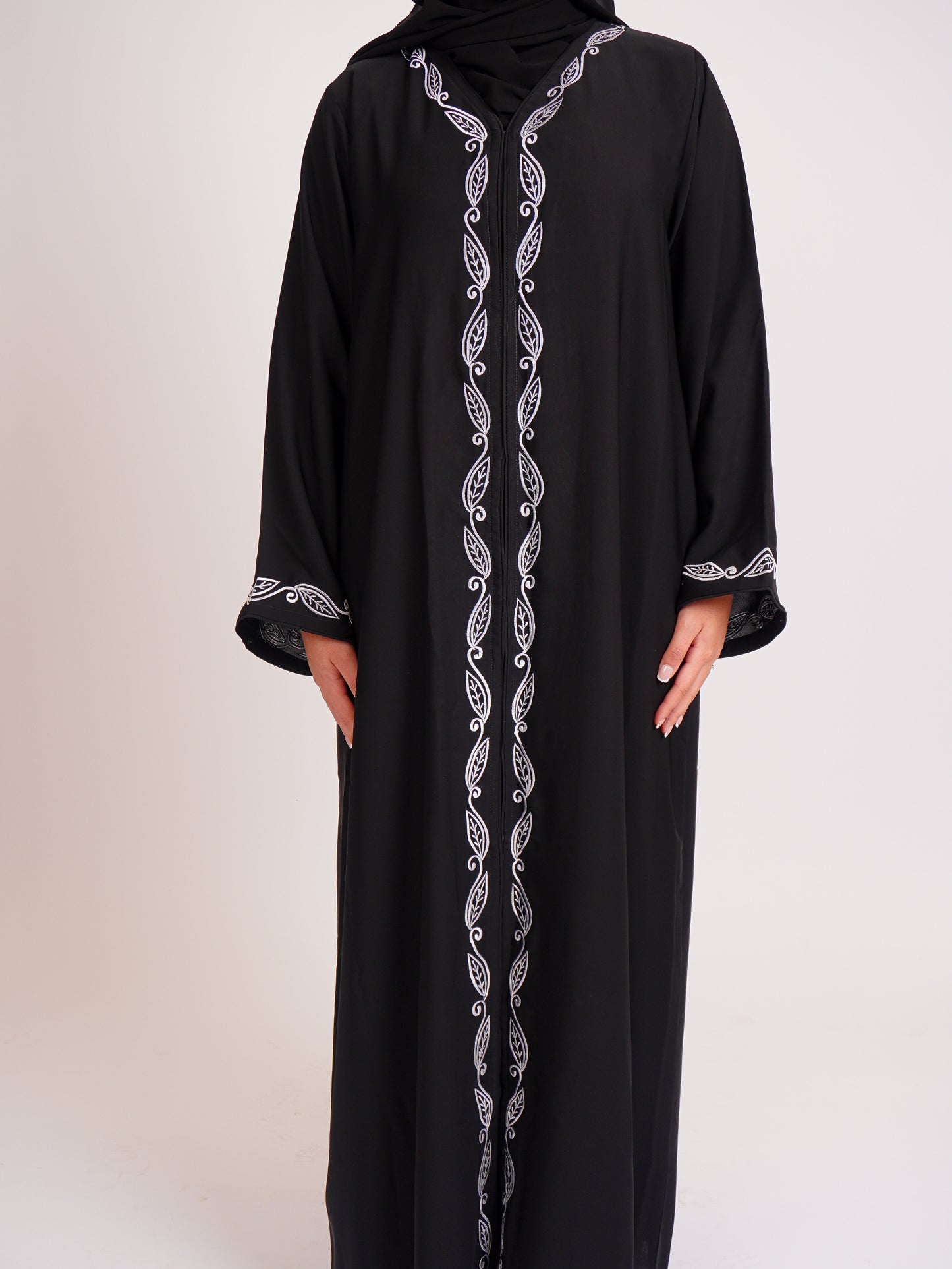 Black Vine Abaya