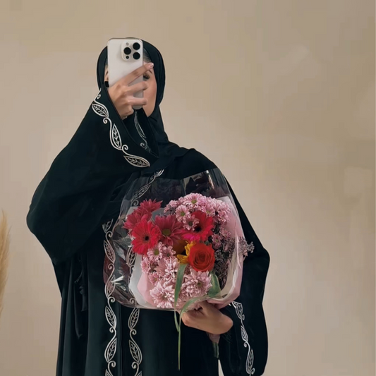 Black Vine Abaya