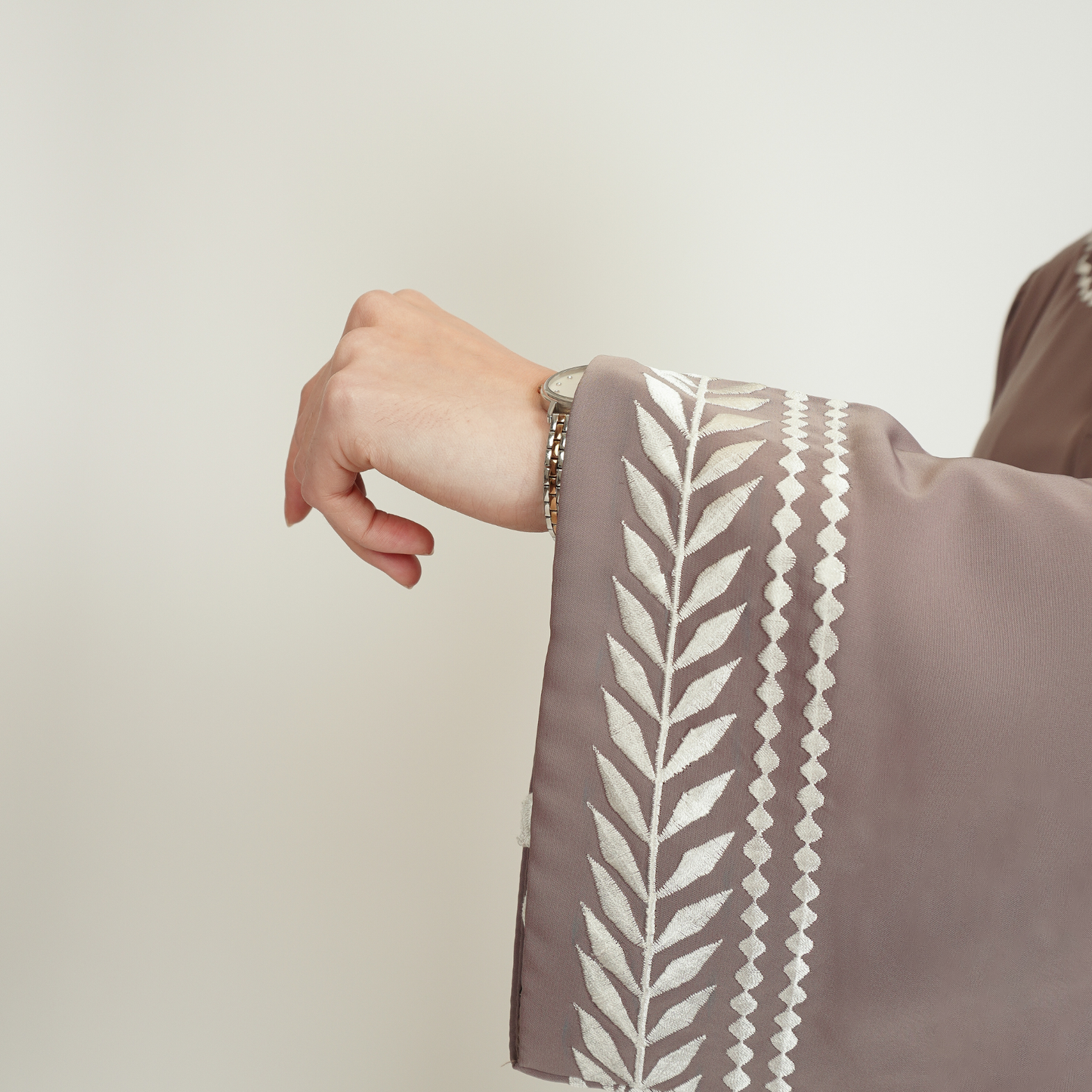 Tan White Leaf Abaya