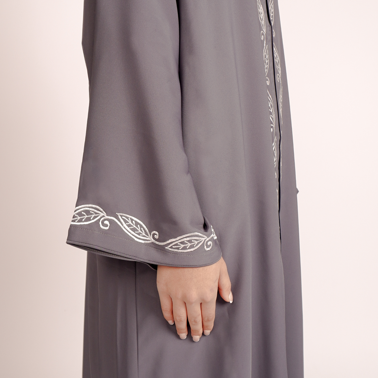 Grey Vine Abaya